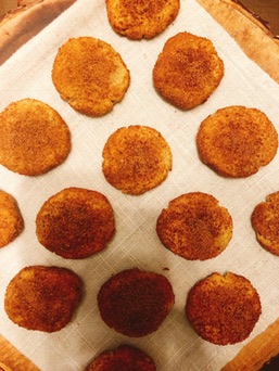 Healthy Pumpkin Snickerdoodles