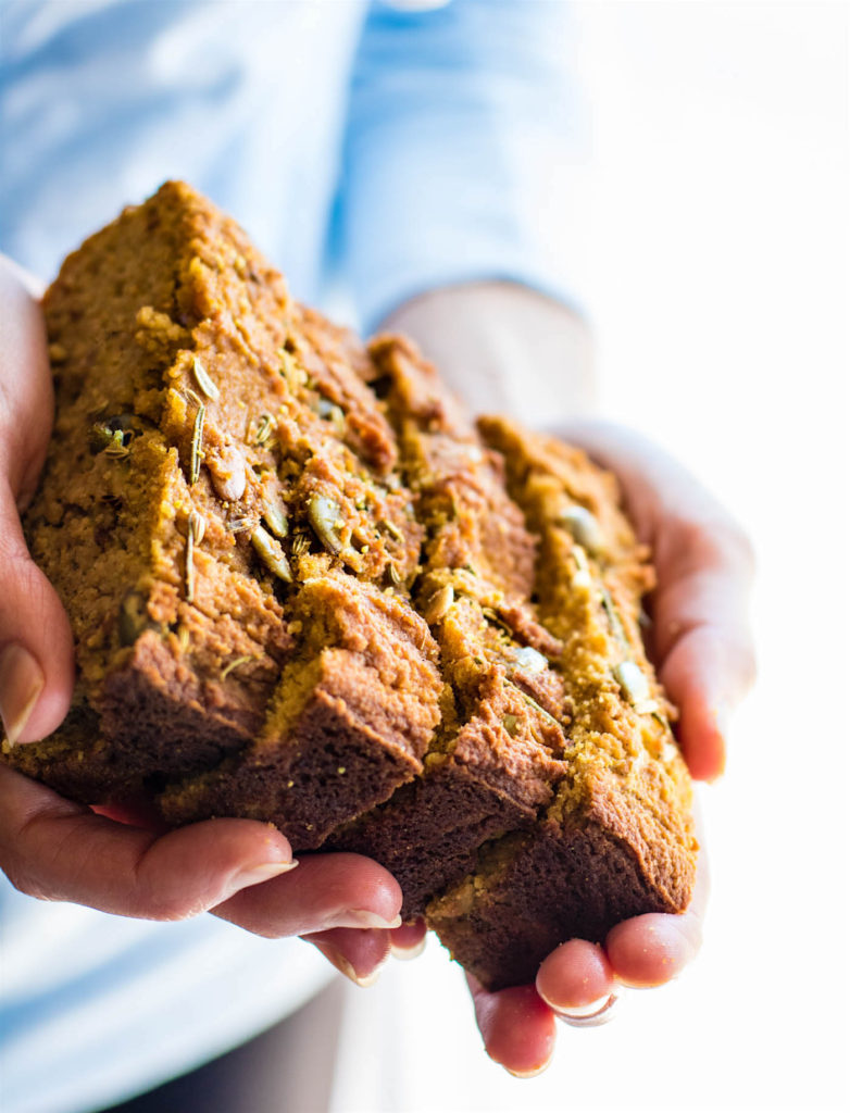 rosemary-paleo-pumpkin-bread-8